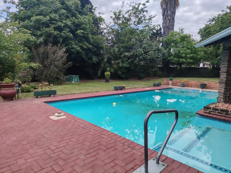 5 Bedroom Property for Sale in Sasolburg Ext 4 Free State